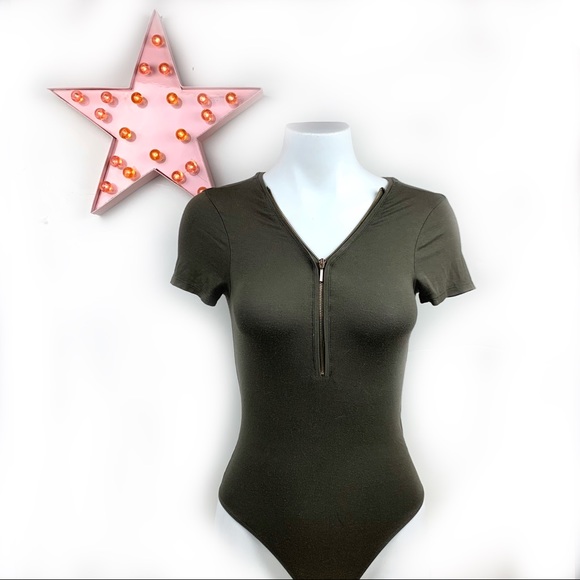 DYNAMITE Army Green Zipper Bodysuit XS